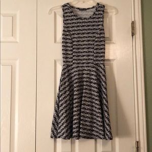 Black and white patterned dress